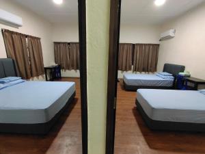 CLP perai homestay near Sri Muniswarar Temple 2