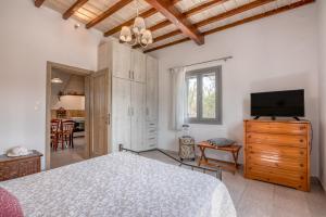Lahardi - Seaside House