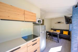 Campings Les Eaux Chaudes : photos des chambres