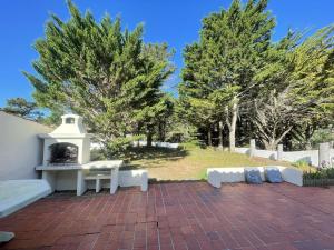 Maison avec accès direct à la plage, 2 terrasses, jardin clos, 3 chambres, parking privé à La Guérinière - FR-1-224B-492