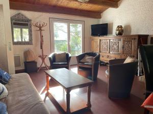 Maison avec accès direct à la plage, 2 terrasses, jardin clos, 3 chambres, parking privé à La Guérinière - FR-1-224B-492