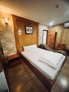 Khách sạn Rosy Việt Trì