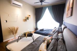 Paradigm Residence By The one - upstair of paradigm mall JB