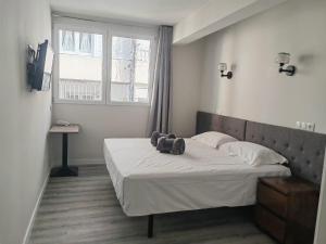 HOSTAL GOLDEN 21*** - Объекты без категории в городе Мадрид