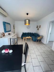 Appartements Joli T3 a 5 mins a pied plage et port avec parking : photos des chambres