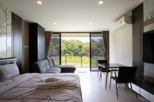 Escape II CondominiumE225