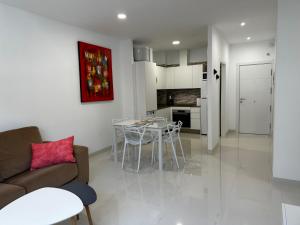 Magnificent and New apartment in Playa San Juan
