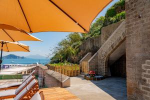 LIsola Del Postino Rooms