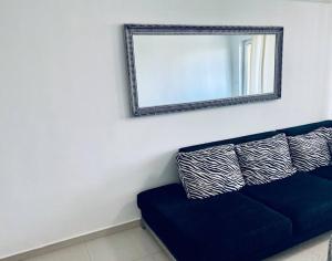 Black & White Style Apartment in a Great Location!