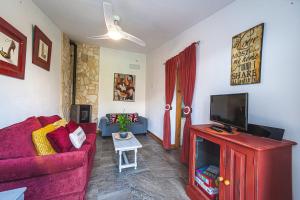 Luxury 2 bedroom Garden Apartment