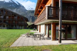 Appartements T3 rez-de-jardin avec fitness, sauna et tennis - village et ski a pied : photos des chambres