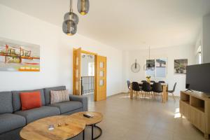 Villa Sea Breeze by Solset