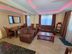The Barn Entire 3 Bed House Self catering - Limuru