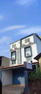 PREMIER INN LODGE - Ullāl