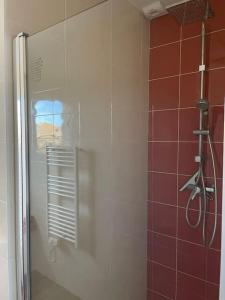 Villas Magnifique villa avec piscine et cabane : photos des chambres