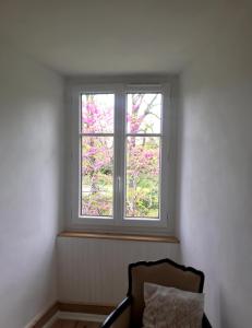 B&B / Chambres d'hotes La Fortbelle : Chambre Double - Vue sur Jardin