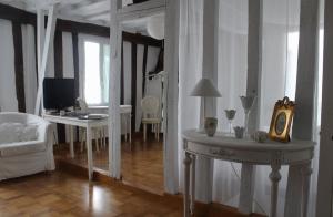 B&B / Chambres d'hotes B&B les Agapanthes : Chambre Double avec Salle de Bains Privative