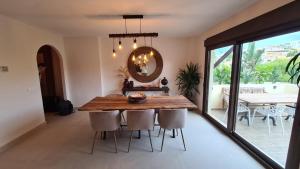 Villa close to the beach.