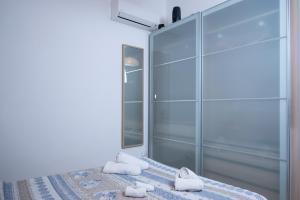 Villa Premiere immersa nel verde a Castelluzzo