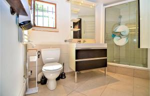 Maisons de vacances Lovely Home In St Just D Ardeche With Outdoor Swimming Pool : photos des chambres