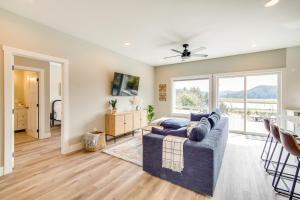 Charming Florence Home with Fire Pit and River Views!