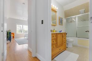 Amazing family-friendly and group-friendly accommodation #TheBackDorch