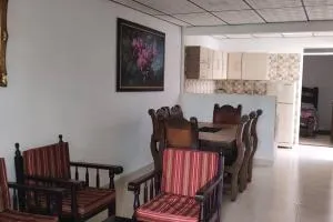 Acogedora casa familiar - La Palmita