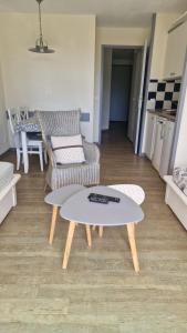 Appartements Cap coz 5 pers., plage piscine et jardin : photos des chambres