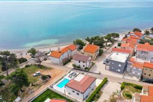 Premium Villa Nessi with Pool & Seaview