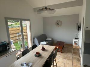 Appartements Appartement plein pied / jardin : photos des chambres