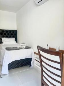 Quarto c Banheiro próximo a Praia da Barra da Tijuca