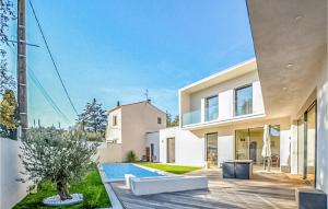 Maisons de vacances Beautiful Home In Castelnau-le-lez With Outdoor Swimming Pool, Wifi And 4 Bedrooms : photos des chambres