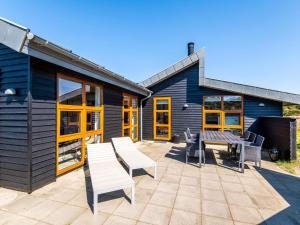 6 person holiday home in Fanø