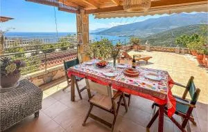 Nice Home In Xiropigado With Wifi - Spiliotákis