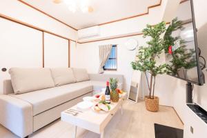 River Side Namba 600