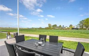 Three-Bedroom Holiday Home In Otterup - Tørresø