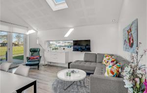 Three-Bedroom Holiday Home In Otterup