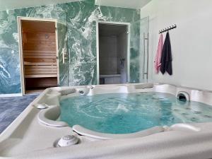 Hotels Hotel Le Provence - Restaurant Le Styx : photos des chambres