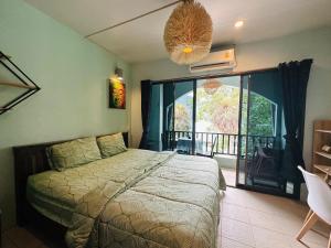 MILD ROOM SEA VIEW ROOM FOR RENT