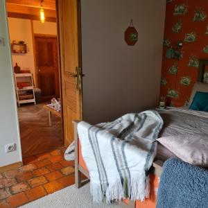 B&B / Chambres d'hotes La Longere d'Ecottes : photos des chambres