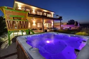 THE ALTA GALILEA - 3BRM WITH POOl - Mishmār Hāyardin