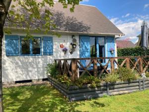 Gîte chalet bleu soleil