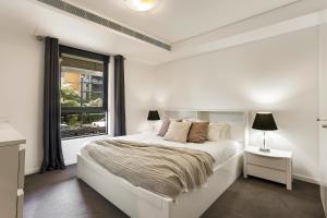 Stylish 1 bdrm Camperdown - Car park, Gym & Pool