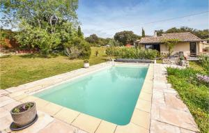 Maisons de vacances Stunning Home In Roussas With Outdoor Swimming Pool, Private Swimming Pool And 4 Bedrooms : photos des chambres