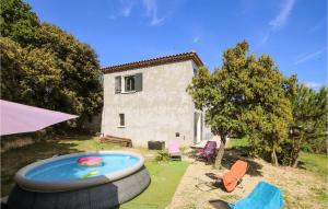 Maisons de vacances Amazing Home In Caumont Sur Durance With Outdoor Swimming Pool, Wifi And Private Swimming Pool : photos des chambres