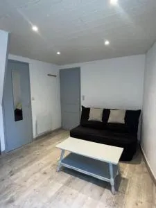 Charmant 2 pièces aux portes du Mercantour - 圣马丹韦叙比耶