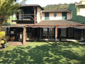 Linda Casa frente mar, pé na areia, Itapema SC, Ar, Wi-fi, Smart Tv