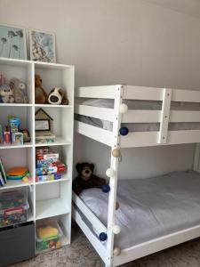 Amazing Time Apartment with 3 Bedrooms, 100m to the Grand Beach