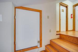 Studio in Fredericksburg Winery with Shared Hot Tub