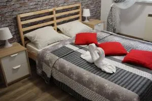 Lorf Hostel&Apartments - Miechów